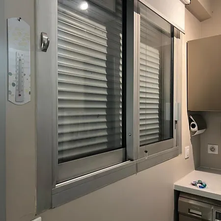 Elegant Near Transport And Terrace Daire *