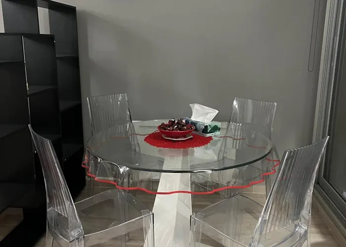 דירה Elegant Near Transport And Terrace